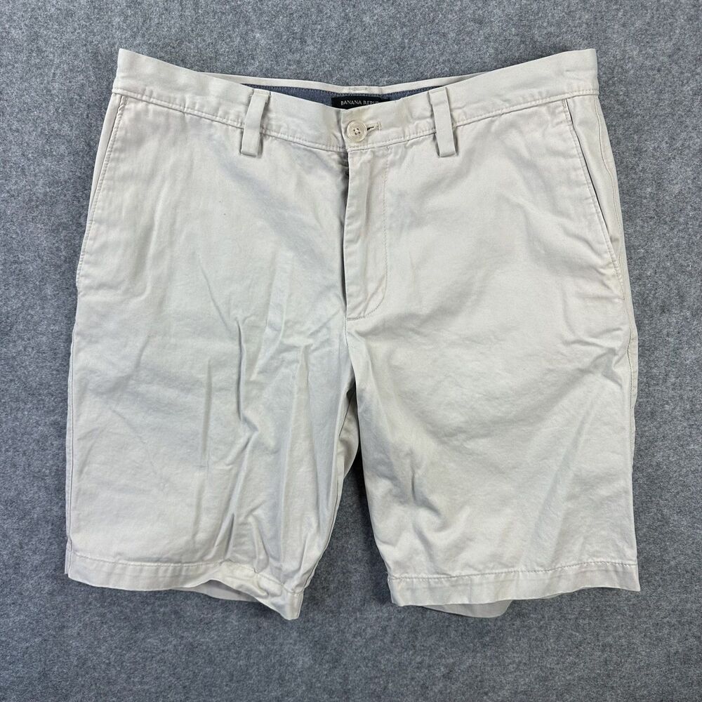 Banana Republic Aiden Shorts Mens 32 Gray Chino 10 Inseam Casual Summer Cotton